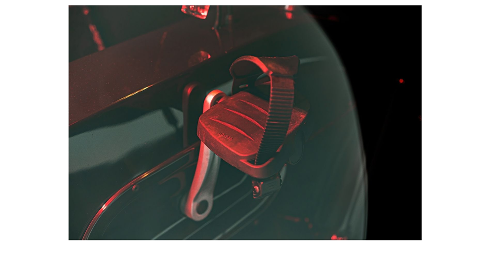 Zona de ciclismo infrarrojo INFRABIKE® vista a través del ojo de buey